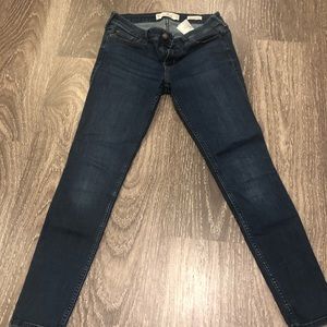 Hollister skinny jeans